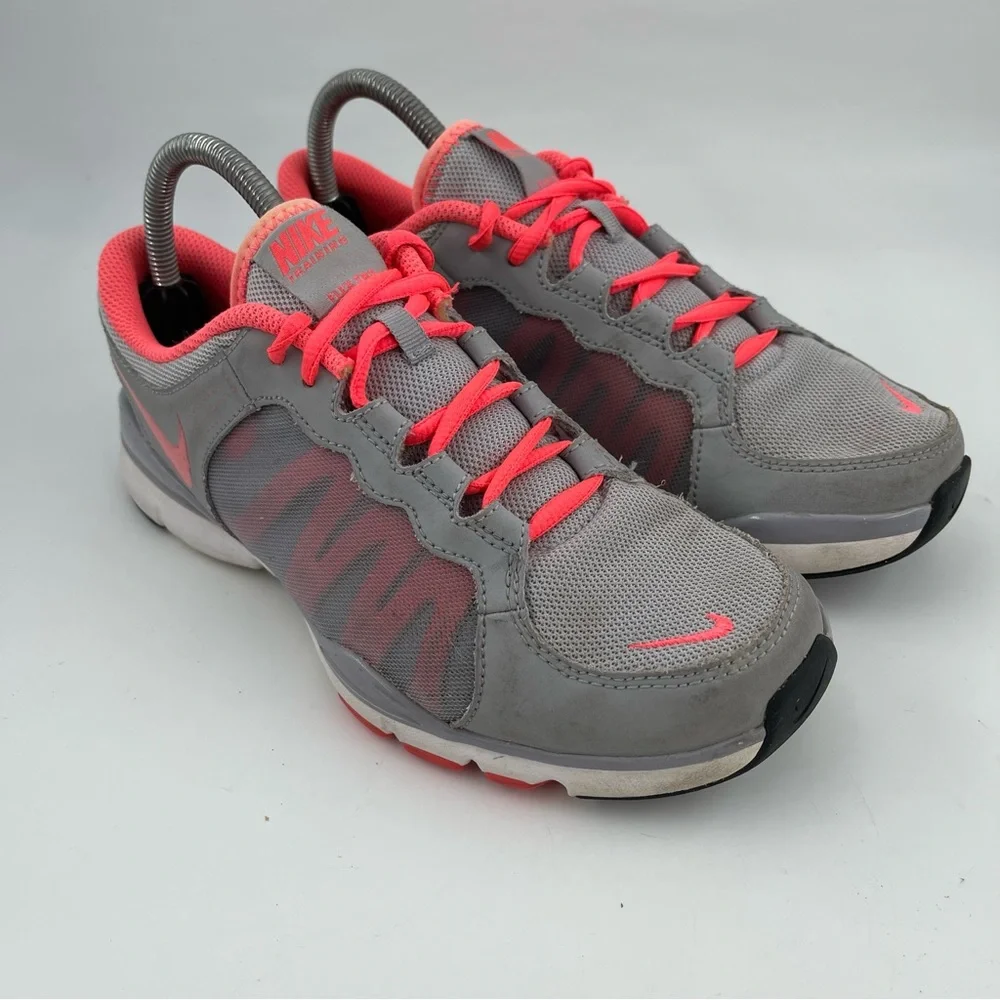 Nike Women’s Flex Trainer TR 2 - SZ 8.5 - Grey Pink Lace-Up Running Shoes
